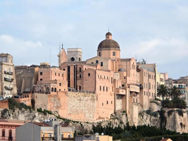 Castello'S Rooms Cagliari Zewnętrze zdjęcie